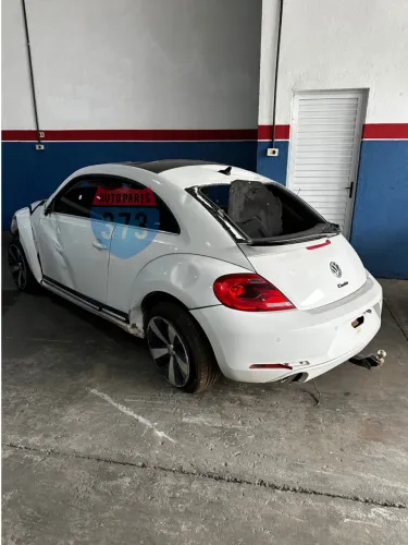 Sucata retirada de peças Volkswagen fusca 2.0 TSI 2014 