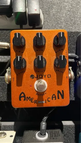 Pedais para venda: American Sound, Dseed II, TU300 e Levitate