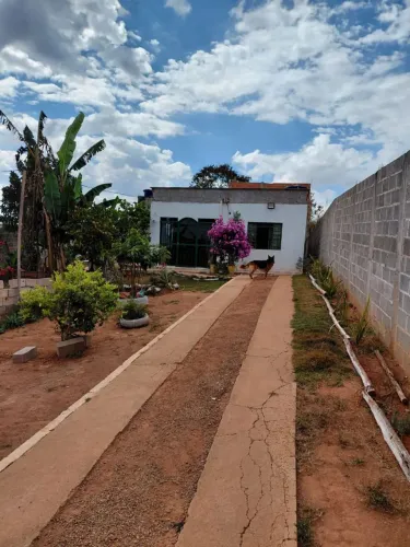 Rancho a venda na Ponte dos Buenos 