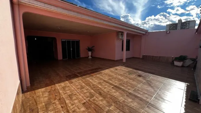 Casa com energia solar proxima ao shopping