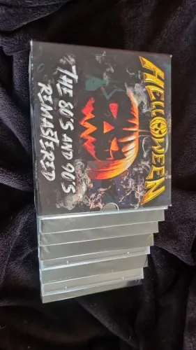 Helloween the 80s and 90s remastered box 8 cds
