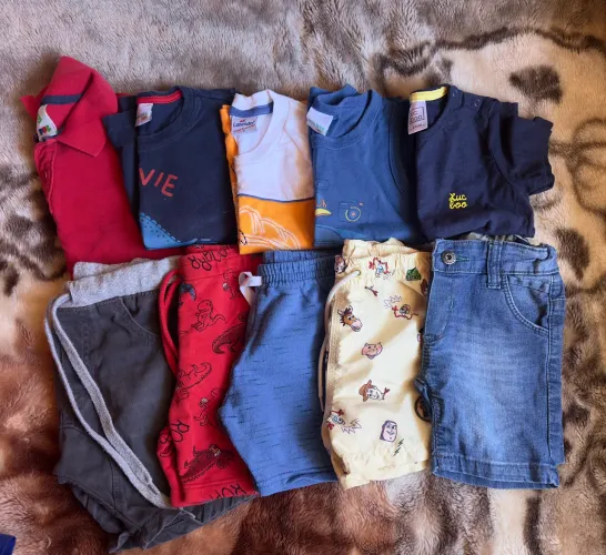 Lotinho conjunto camiseta e bermuda