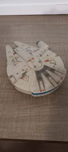Millennium Falcon Star Wars - Miniatura