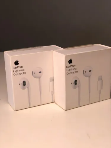 EarPods (conector Lightning ) 