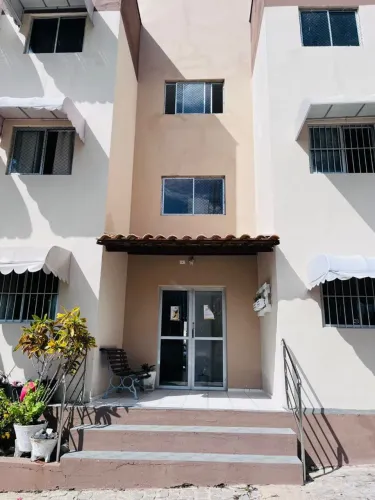 Vendo-se Apto no cond. Ribeira II, 130mil reais
