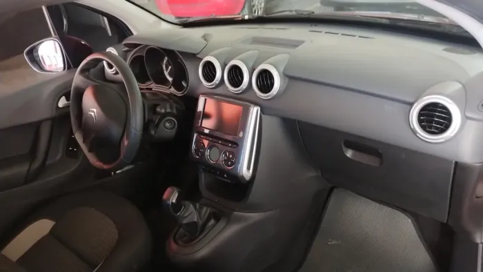 - Citroën C3 PTECH M ATTR Manual - 2019