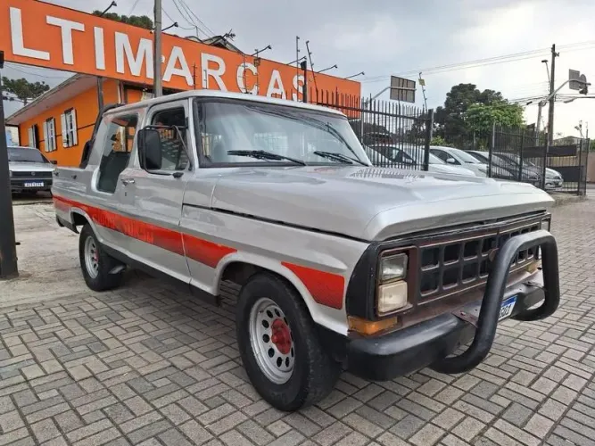 Ford F-1000 XL 4X4 Diesel Turbo 1983