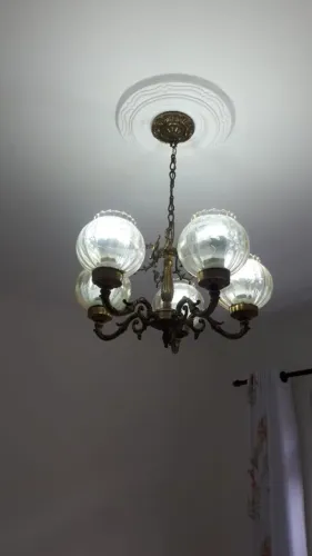 Lustre clássico para decoração 