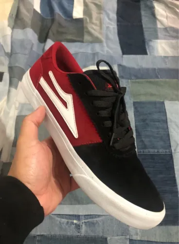 Tênis lakai Manchester