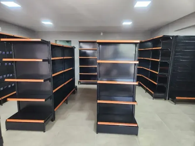 Gôndolas à pronta entrega - Fortaleza
