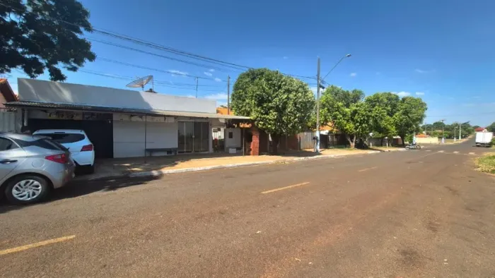 Ponto comercial e residência