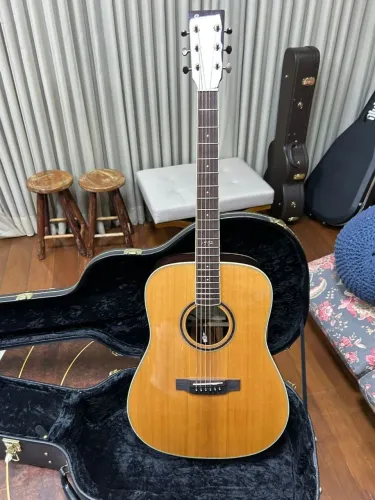 Violão Crafter Sungeum G-50th c VVS Grand Auditorium EQ DS-2 Pro com Hard Case