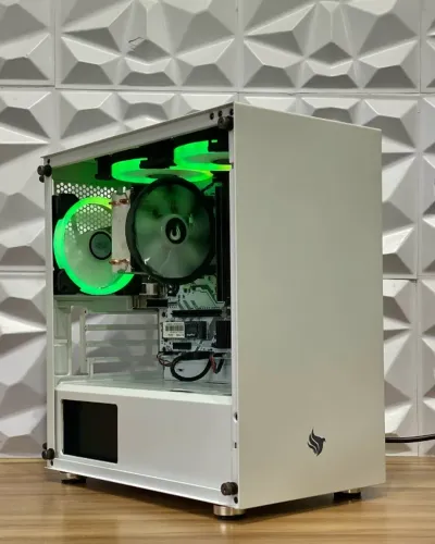 PC GAMER RYZEN 3 3200G/ 16GB RAM DDR4/ B450