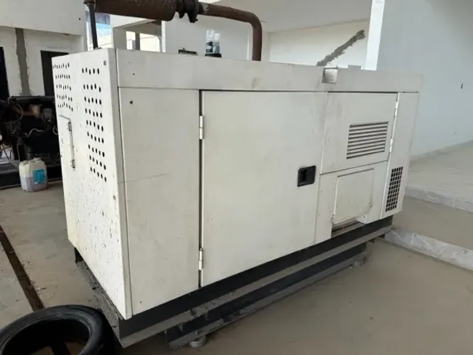 Grupo Gerador 40 Kva Cabinado