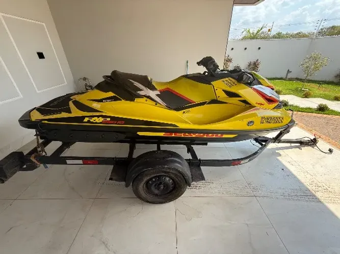 Jet Ski seadoo