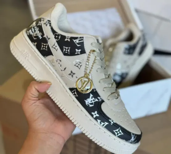Tênis Louis Vuitton Nike Air Force 1