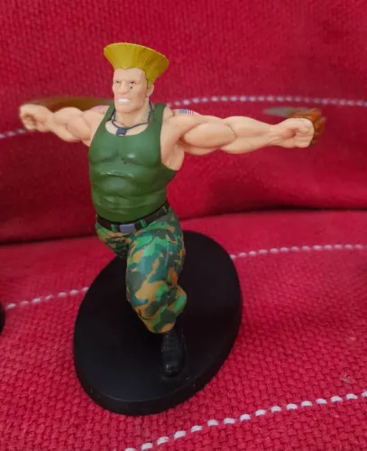 2 FIGURAS DE AÇÃO STREET FIGHTER PLANETA DEAGOSTINI ITENS PARA COLECIONADOR POSTER OFICIAL