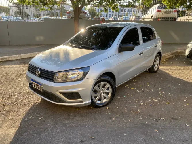 ? VW GOL 1.0 3CC MPI - 2023 - Prata - Apenas 60.000 km ?