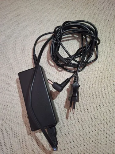 Fonte carregador notebook Intel Intelbras 19v 3.42