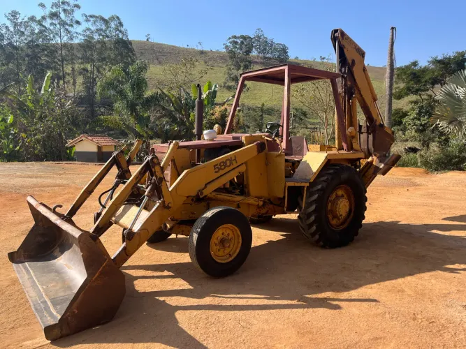 Case 580H