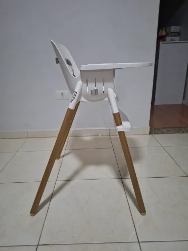 Cadeira de alimentação infantil Poke Burigotto