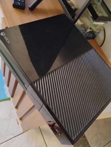 XBOX ONE FAT+ GTA V MÍDIA FÍSICA