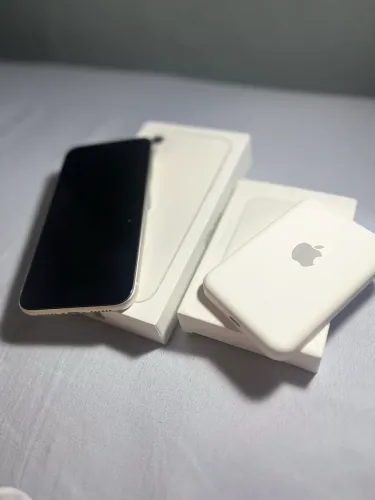 iphone 11 + capinhas + carregador portátil