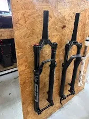 Suspensão ROCKSHOX SID SL BRAIN 1450g
