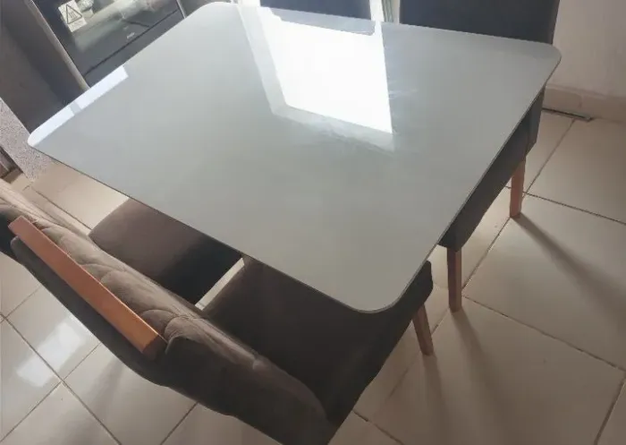 Mesa madeira massiça