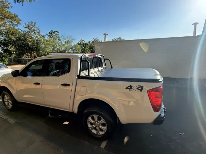Nissan Frontier S CD 4X4 2.3 TB Diesel Mec. 2021