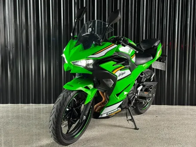 KAWASAKI NINJA 500 SE VERDE 2025