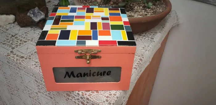 Caixas em Mosaico. Caixa para MANICURE/ Caixa para MAQUIAGEM/ Caixa para BIJUTERIAS. 
