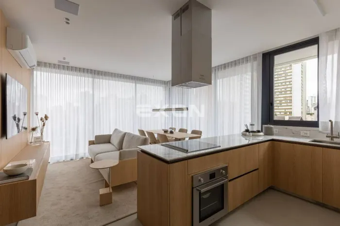 Apartamento 2 Quartos (1 Suíte) Mobiliado no Batel Curitiba