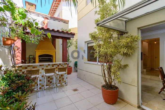 Casa com 3 dormitórios, sendo 1 suíte para venda ou locação - Granja Viana - Cotia - SP