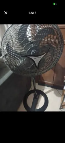 Ventilador Britânia turbo 6 pás de pé. 150.00 reais