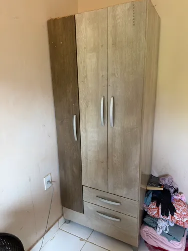 Guarda roupa solteiro