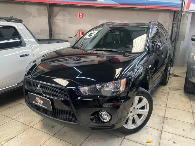 Mitsubishi Outlander 2.0 16V 160cv Aut. 2013