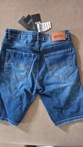 Vendo duas Bermudas Jeans Masculinas