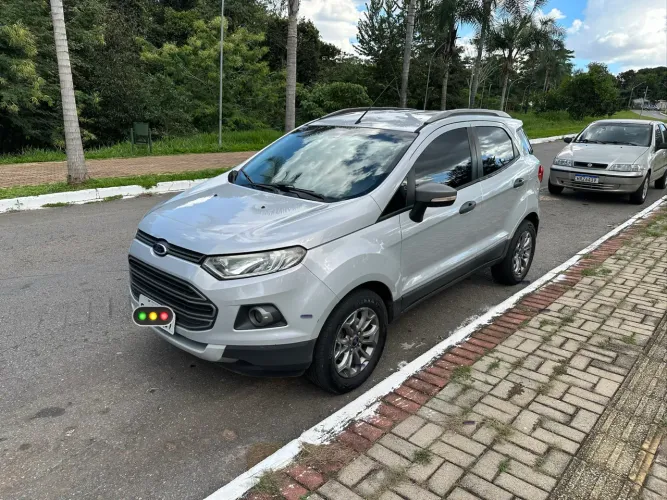 Ford Ecosport Freestyle 1.6 16V Flex 5P 2014