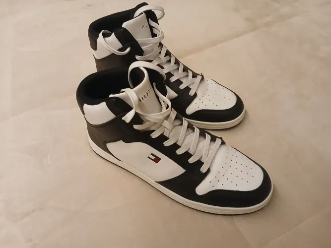 Tênis Novo Tommy Hilfiger Cano alto 43 44 couro original