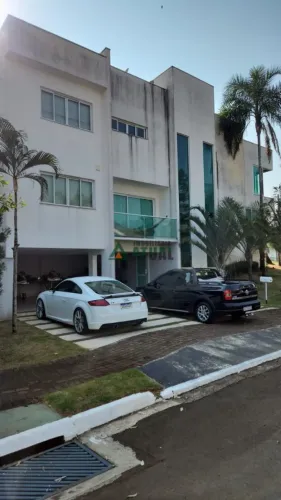 Casa em Condomínio com 3 quartos à venda por R$ 2000000.00, 360.00 m2 - OPERARIA - LONDRIN