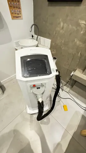 Vendo Máquina de Depilação a laser