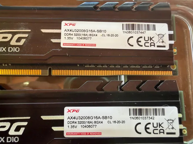 Memória XPG GAMMIX D10, 8GB, 3200MHz, DDR4