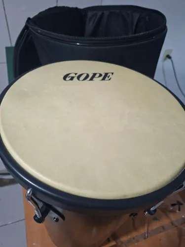 Rebolo e capa acolchoada Gope