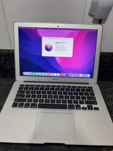 MacBook Air 13" (2017) + Magic Mouse 2 + Teclado Apple | Único Dono na Caixa