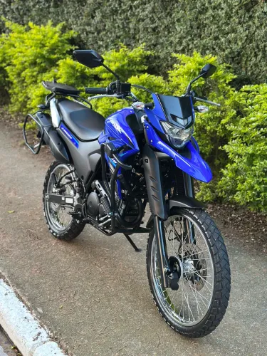 Lander 250 excelente estado ?