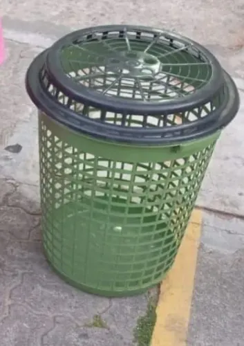 Cesto de plástico
