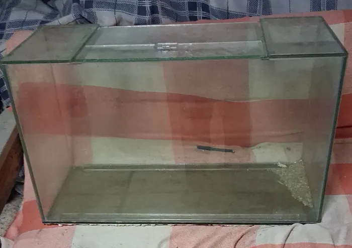 Vendo aquário medida 70x40x30 zap * sou de bangu