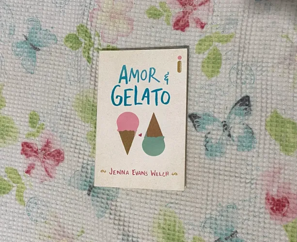 Livro Amor e Gelato 
