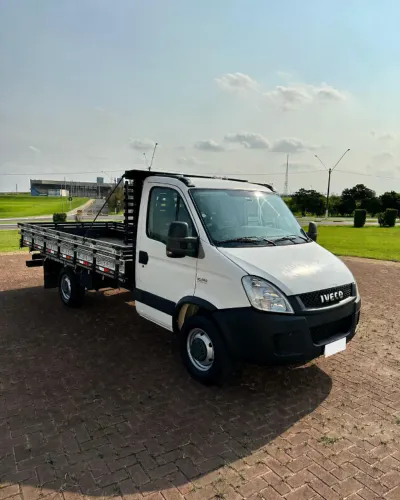 IVECO DAILY 35S14 CARROCERIA 2017